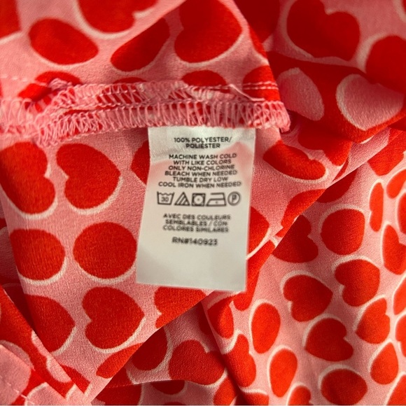 New Loft Heart Ruffle Cuff Blouse | Size M - Picture 8 of 8